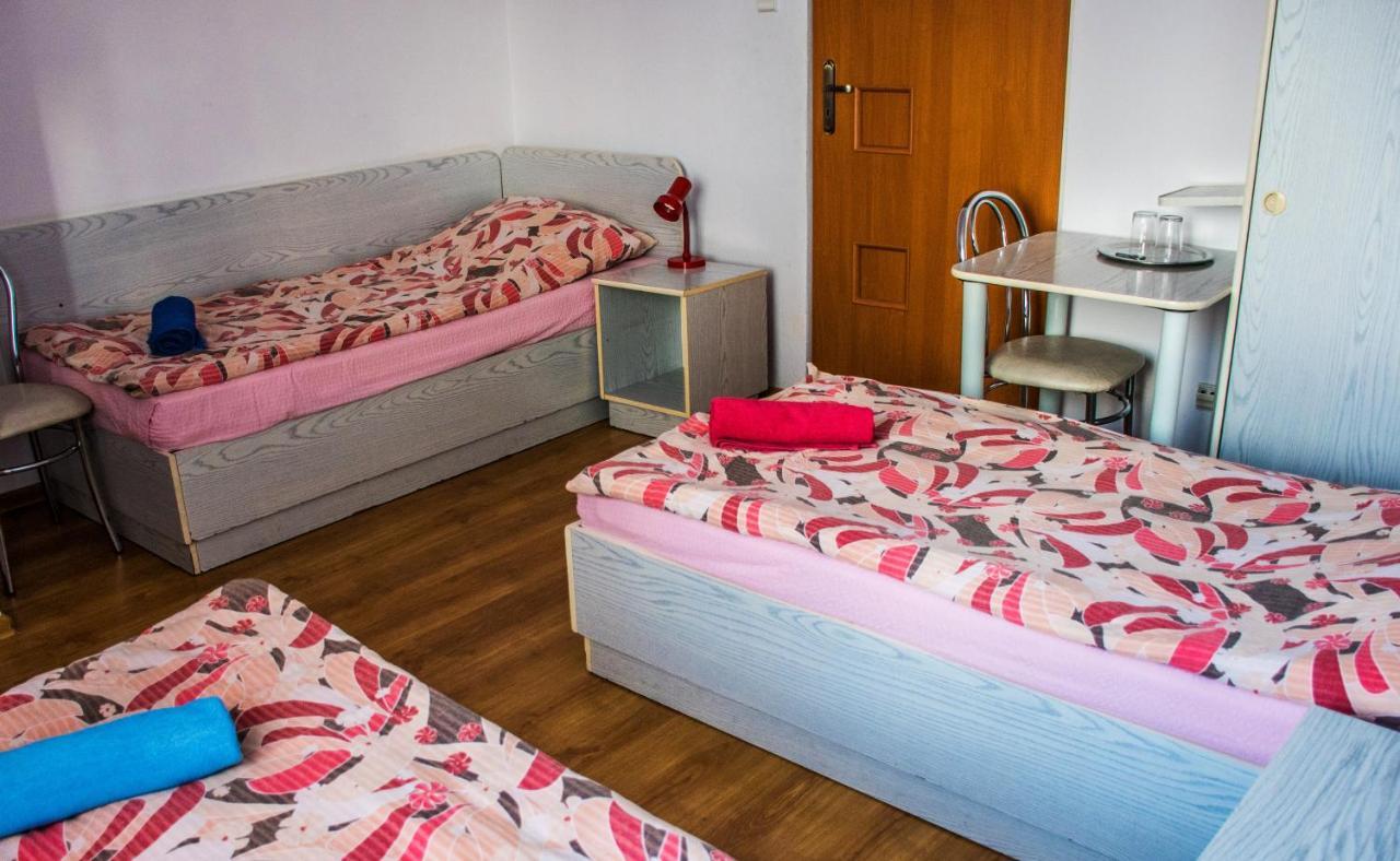 Villa Malva Lomianki Bagian luar foto