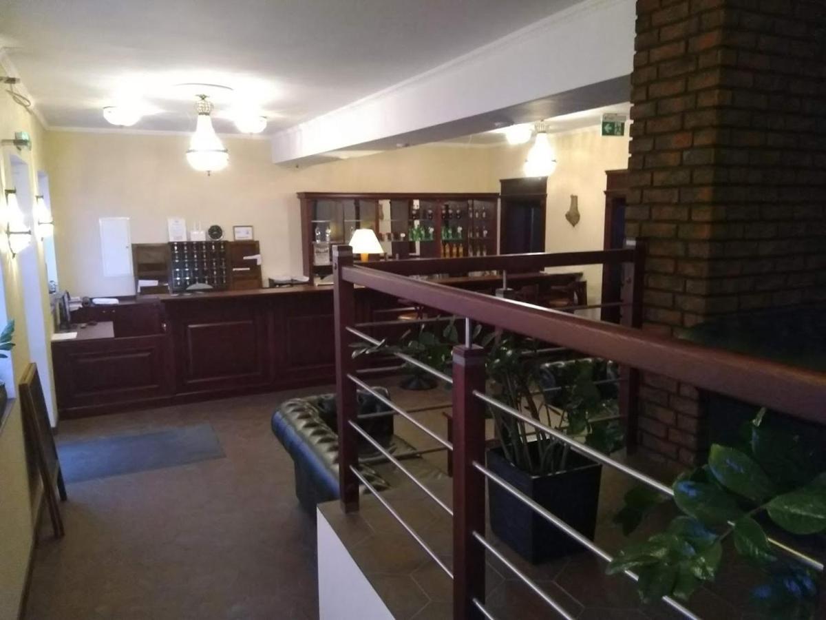 Villa Malva Lomianki Bagian luar foto